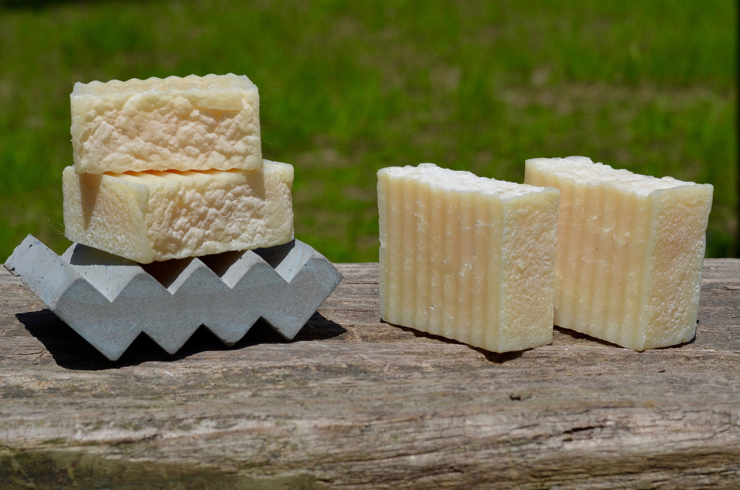 ZigZag Concrete soap dish